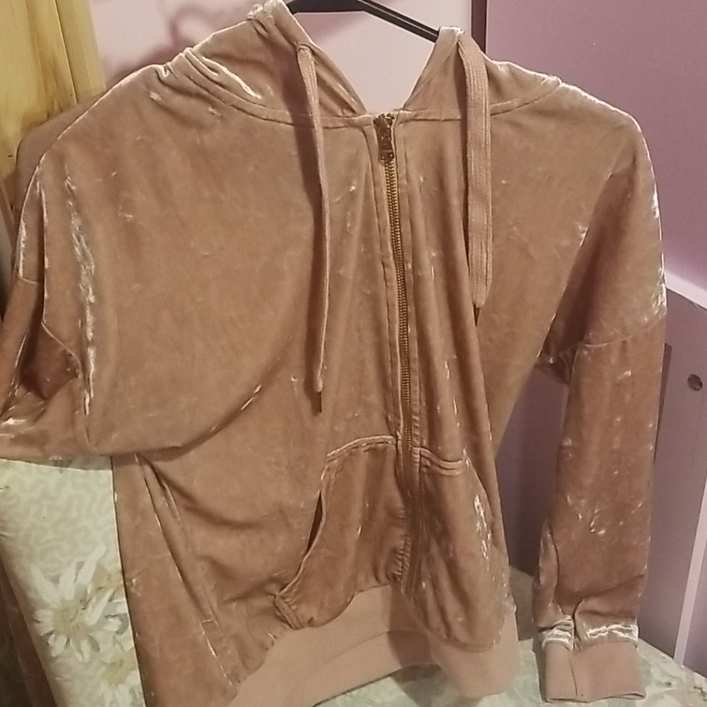 Valour tracksuit